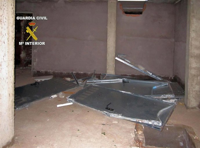 Robo de puertas metálicas en Daimiel