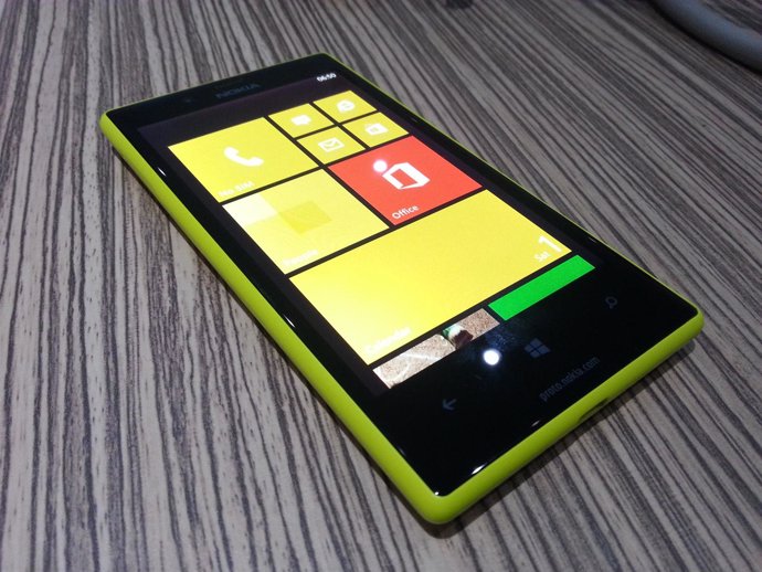 Nokia presenta su nuevo Lumia 720
