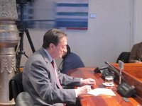 Sariego dice que "tenía plena confianza en sus funcionarios" y que los contratos ya llegaban "trillados" a sus manos