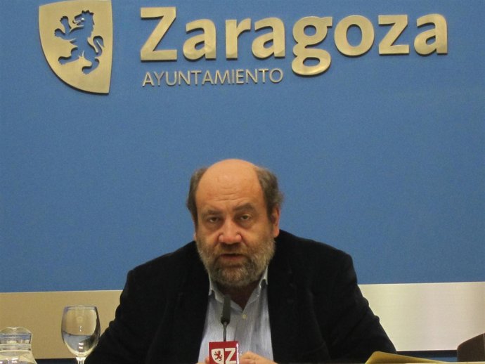 El portavoz del grupo municipal de IU, José Manuel Alonso