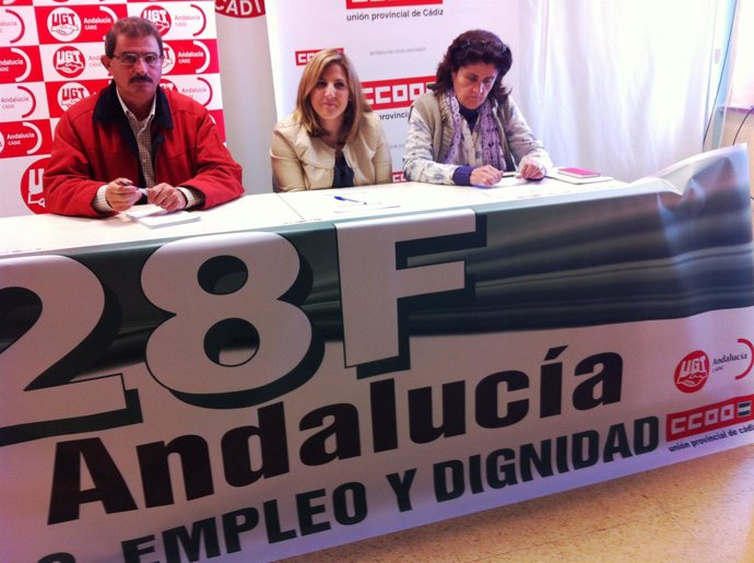 Irene García (PSOE), este martes con representantes de CCOO y UGT