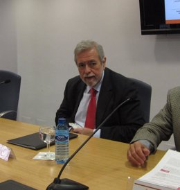 El secretario de Estado de Administraciones Públicas, Antonio Beteta, en Sevilla