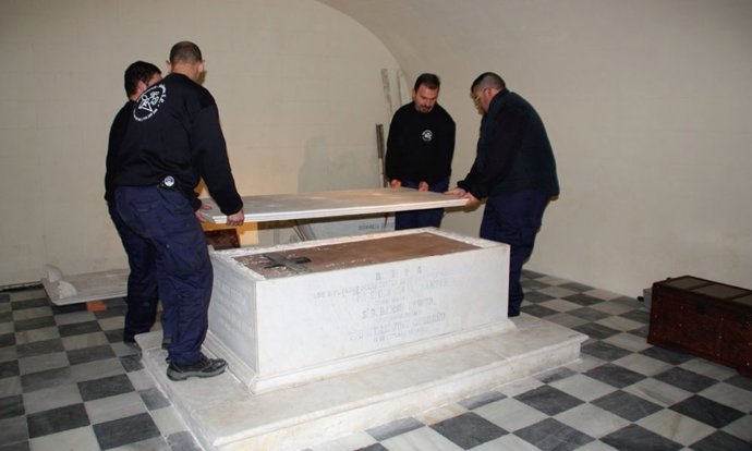 Exhumación del diputado doceañista Ramón de Power y Giralt