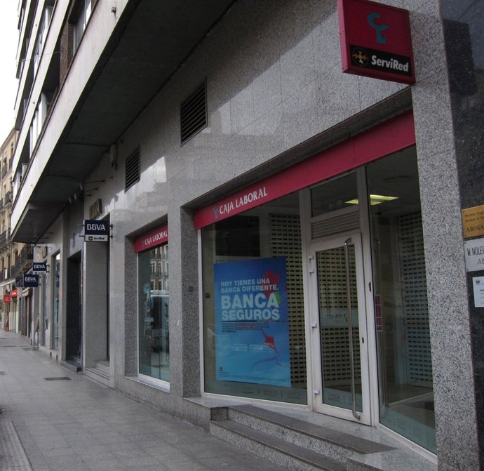Oficina de Caja Laboral en Valladolid en la que se produjo un atraco este martes