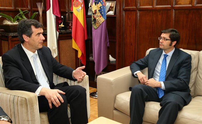 Romaní con el alcalde de Guadalajara