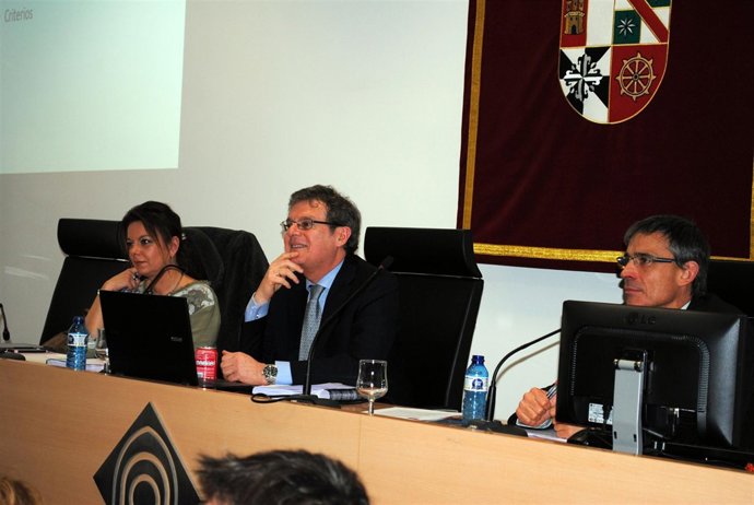 El rector en el Consejo de Gobierno