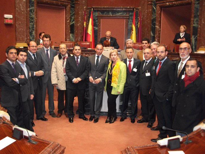 Diputados en la Asamblea Regional