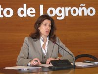 El Ayuntamiento amplía hasta 4.400 metros cuadrados, 1.200 más, la parcela destinada a las piscinas de Varea