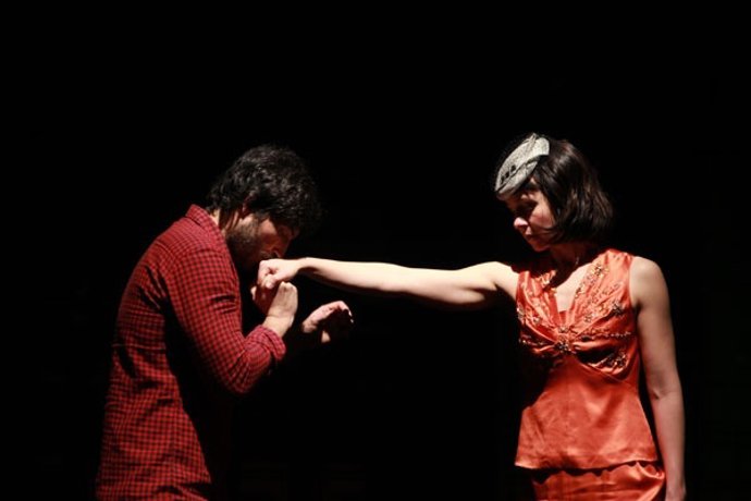 "Komunikazio-Inkomunikazioa" estreinatuko da ostiralean Bilbon