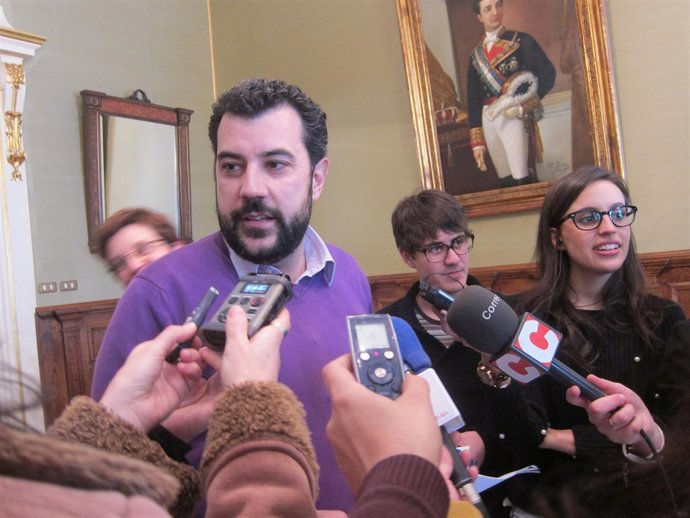 El concejal de Santiago Francisco Noya sobre facturas falsas