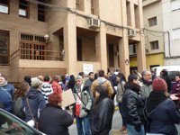 Una pareja de Elda juzgada por ocupar un piso del IVVSA pide clemencia al juez y dice que fue "por necesidad"