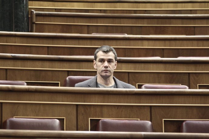 Toni Cantó solo en el Congreso