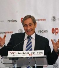 Economía.- El consejo de Telefónica en 2012 ganó 50,5 millones en 2012 tras la indemnización de 24,7 millones de Linares