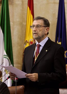 Manuel Gracia, Tras Su Elección Como Presidente Del Parlamento Andaluz