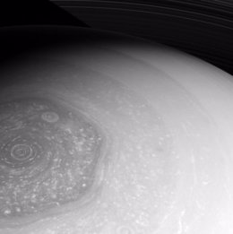 Polo Norte de Saturno