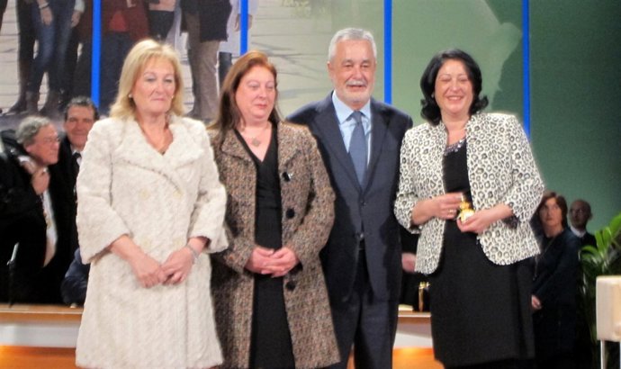 Griñán en el acto institucional del 28F