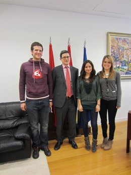 El consejero Iribas junto a Ardaiz, García y Suárez. 