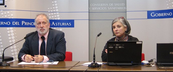 Enrique González Y Laura Muñoz En Rueda De Prensa