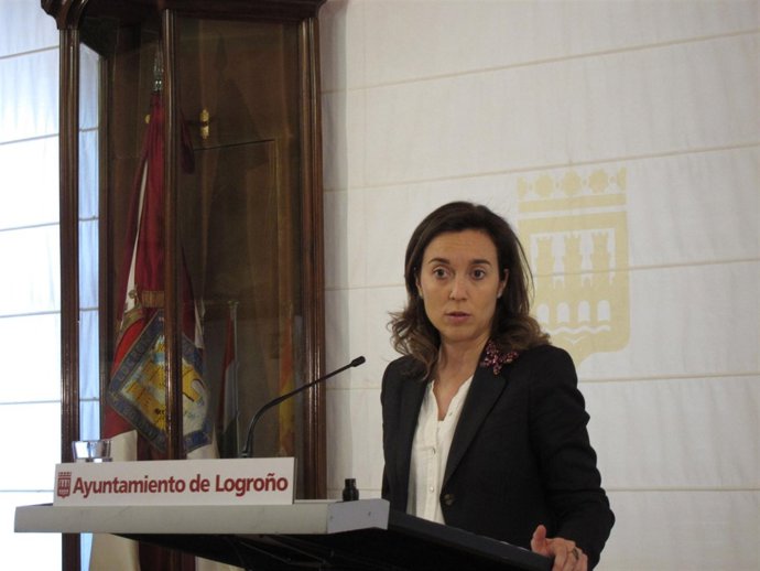 Cuca Gamarra presenta la liquidación presupuestaria 2012