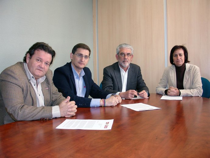 Pallarés (CCOO), Teruel (PSOE), Ginel (UGT) y Martín (IU)