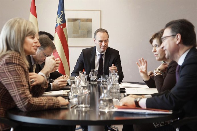 Fabra preside el pleno del Consell en Mutxamel