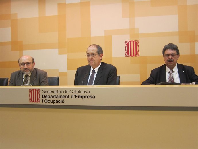 Conseller Felip Puig y el dtor. Gral. De comercio J.M.Recasens