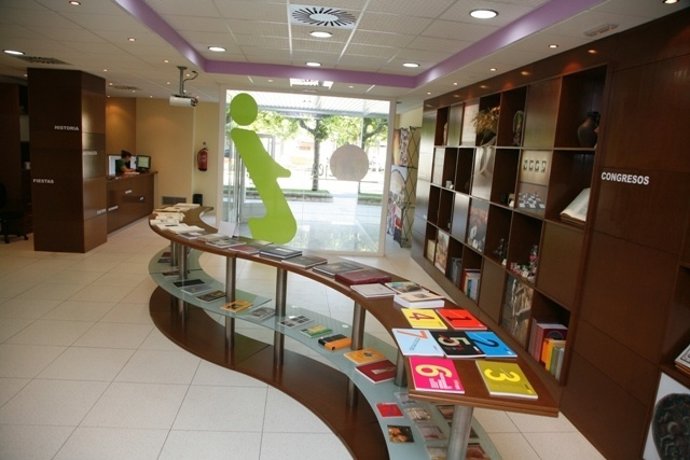 La oficina abre desde este sábado