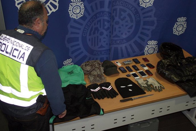 Material requisado por la Policía