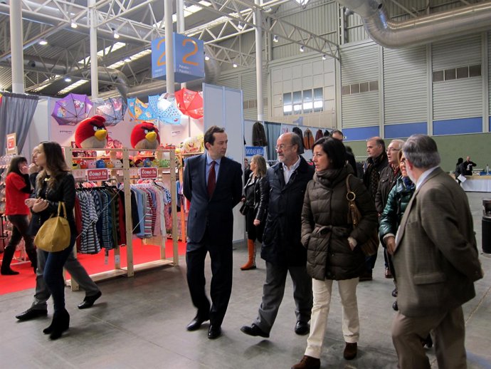 León de la Riva y Cantalapiedra visitan la Feria del Stock 