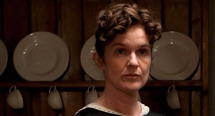 Siobhan FInneran en Downton Abbey