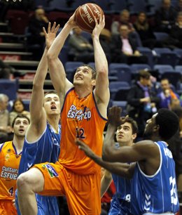 El Valencia Basket pierde en casa ante el Cajasol