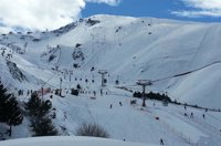 Sierra Nevada prolongará la temporada de esquí en tres fines de semana hasta el 5 de mayo