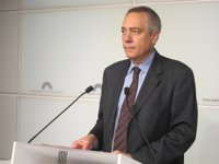 Pere Navarro rechaza que el PSOE se implante en Cataluña sin el PSC porque beneficiaría a la derecha