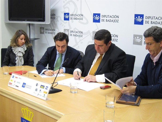 Firma convenio colaboración