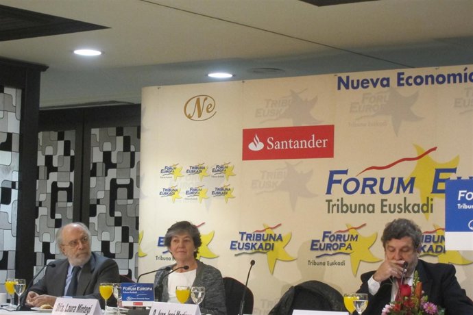 La portavoz de EH Bildu, Laura Mintegi