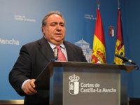 Tirado dice que "no es momento de echarse culpas" sino de trabajar desde la unidad para crear empleo