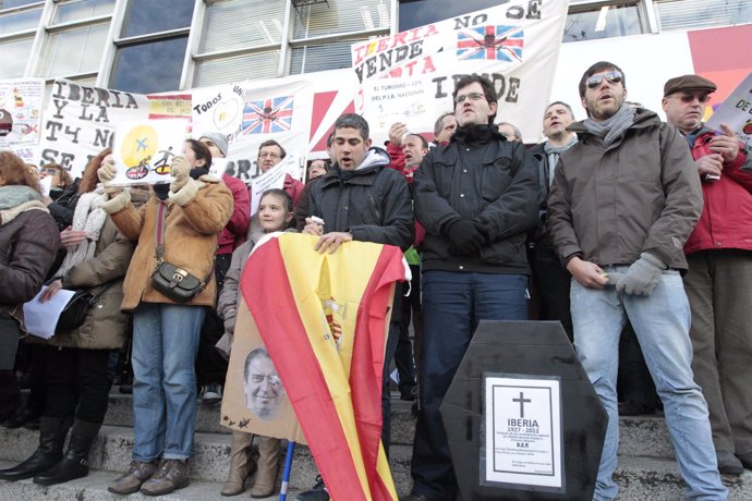 Concentración de trabajadores de Iberia