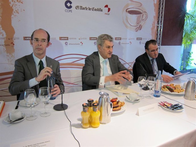 El recto de la UEMC (I), Posada y el presidente de la Fundación UEMC