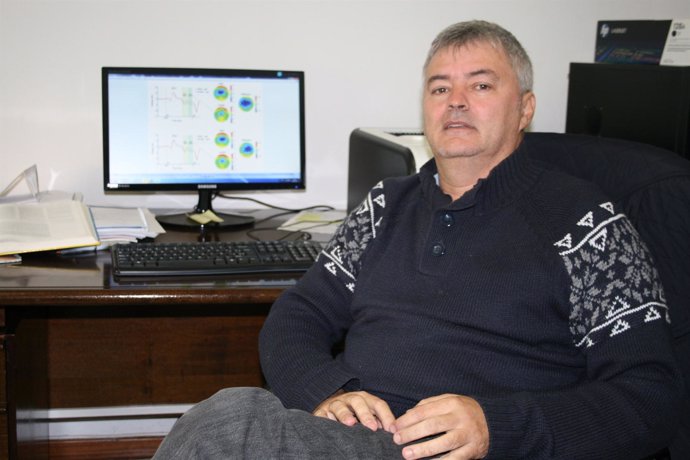 El investigador Carlos Gómez de la Universidad de Sevilla