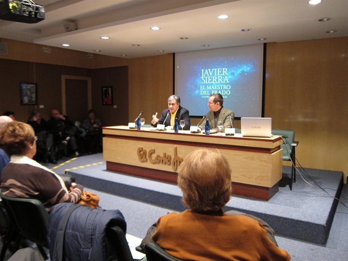 Corral y Sierra presentando 'El maestro del Prado' en Zaragoza