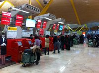La segunda jornada de paros en Iberia de esta semana arranca con "normalidad" en Barajas