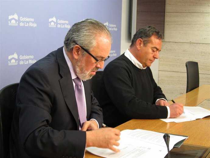 José Ignacio Nieto, consejero Salud, y Rabadán, pte ARAD