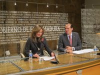 El Gobierno extremeño introduce cambios en el decreto que regula la adjudicación de viviendas de promoción pública