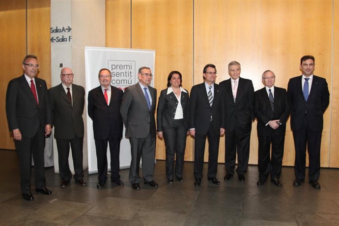 Xavier Martí en 2012 junto al pte.A.Mas, que recibió el premio Sentit Comú