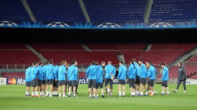 Entrenamiento Del FC Barcelona En La Liga De Campeones