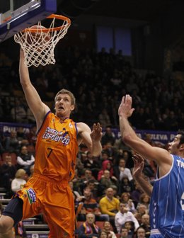 Justin Doellman Valencia Basket  Cajasol
