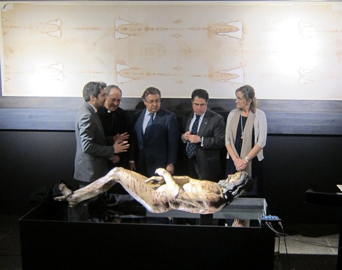 Inauguración de la exposición sobre la Sábana Santa