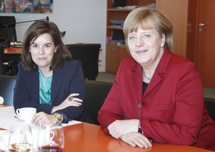 Soraya Sáenz de Santamaría y la canciller alemana Angela Merkel