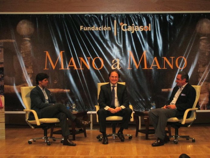 Rivera Ordóñez y Carlos Herrera en el 'Mano a mano' de Cajasol