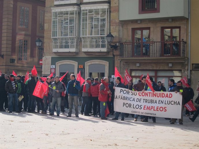 Trabajadores Fábrica de Armas de Trubia